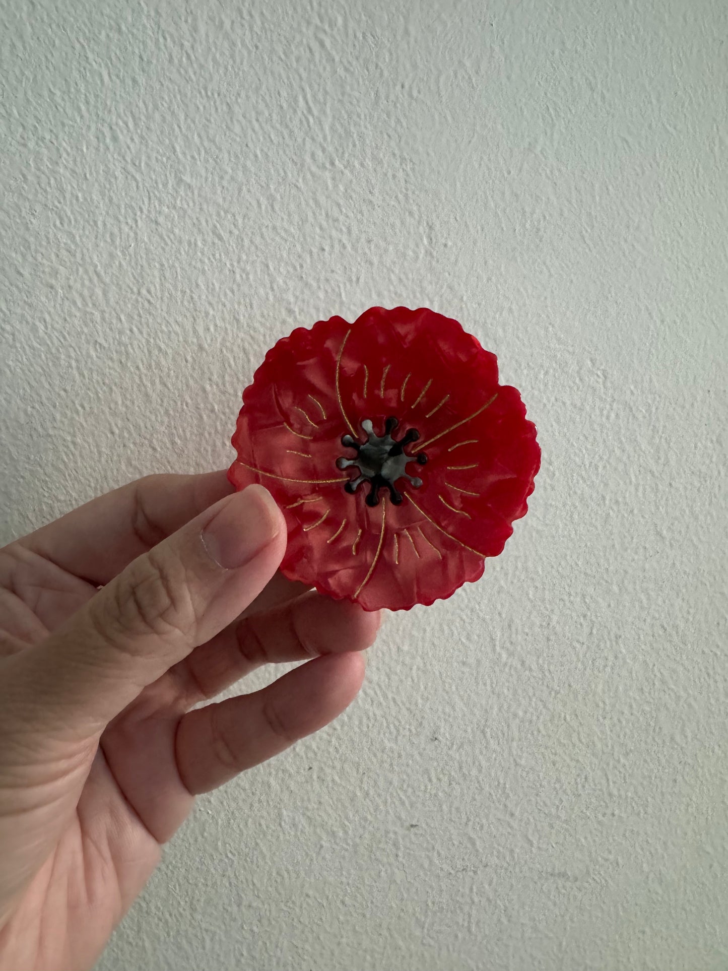 Poppy Mini Claw Clip by Veronique