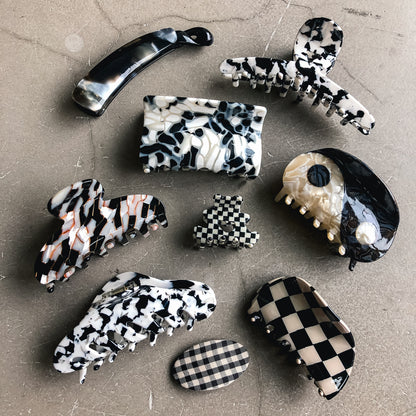 Noir Marble Loop Hair Claw by Veronique