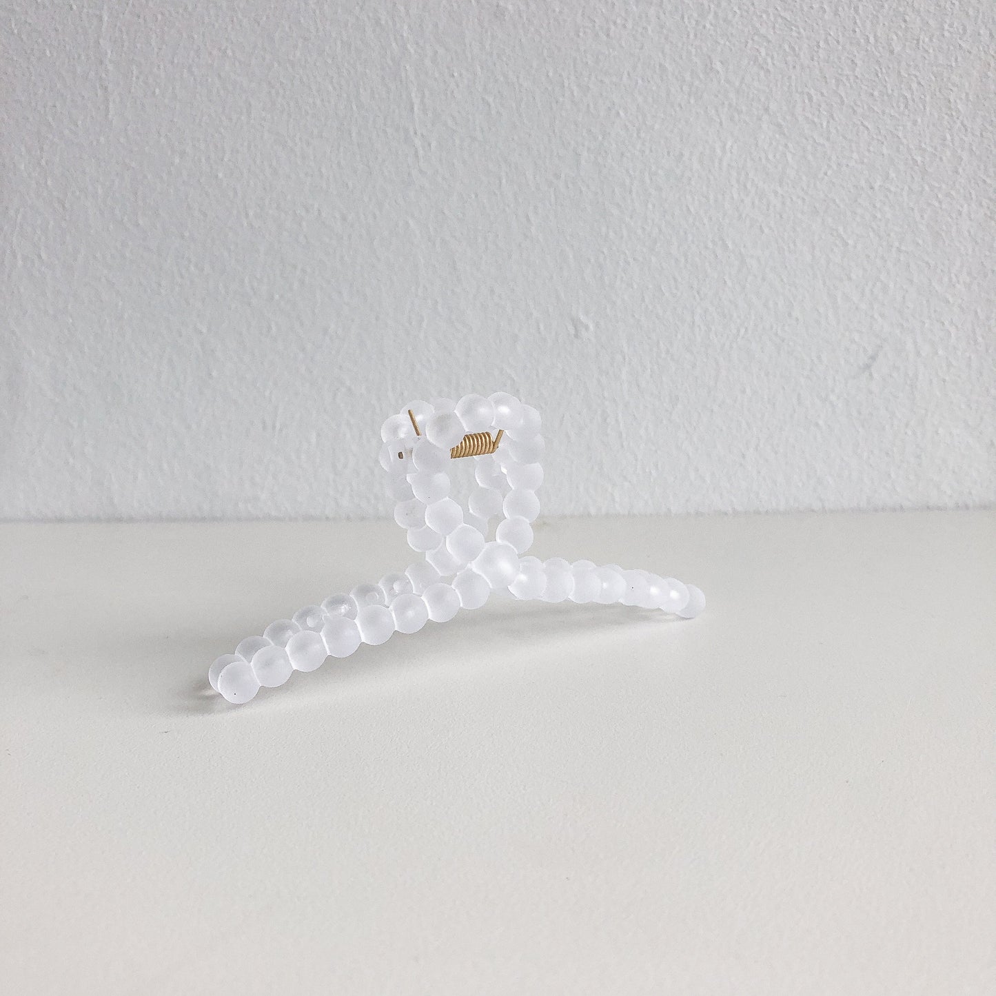 Jellybean Loop Hair Claw in Coconut by Veronique