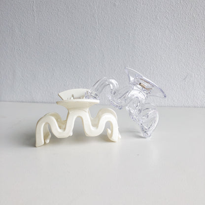Clear Squiggle Hair Claw by Veronique