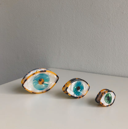 Eye Hair Claw by Veronique