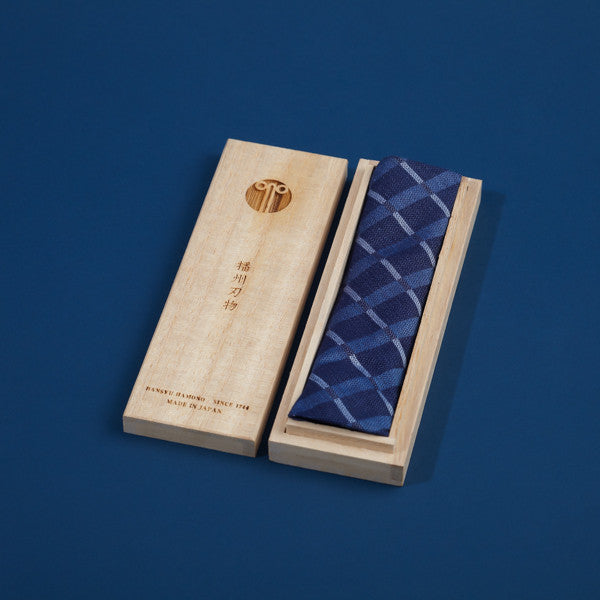 Blue Steel Nigiri scissors - Emporium of the Modern Man
 - 5