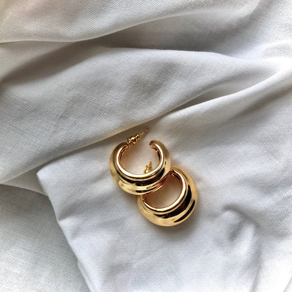 Conch Shell Earrings by Veronique in 925 Silver