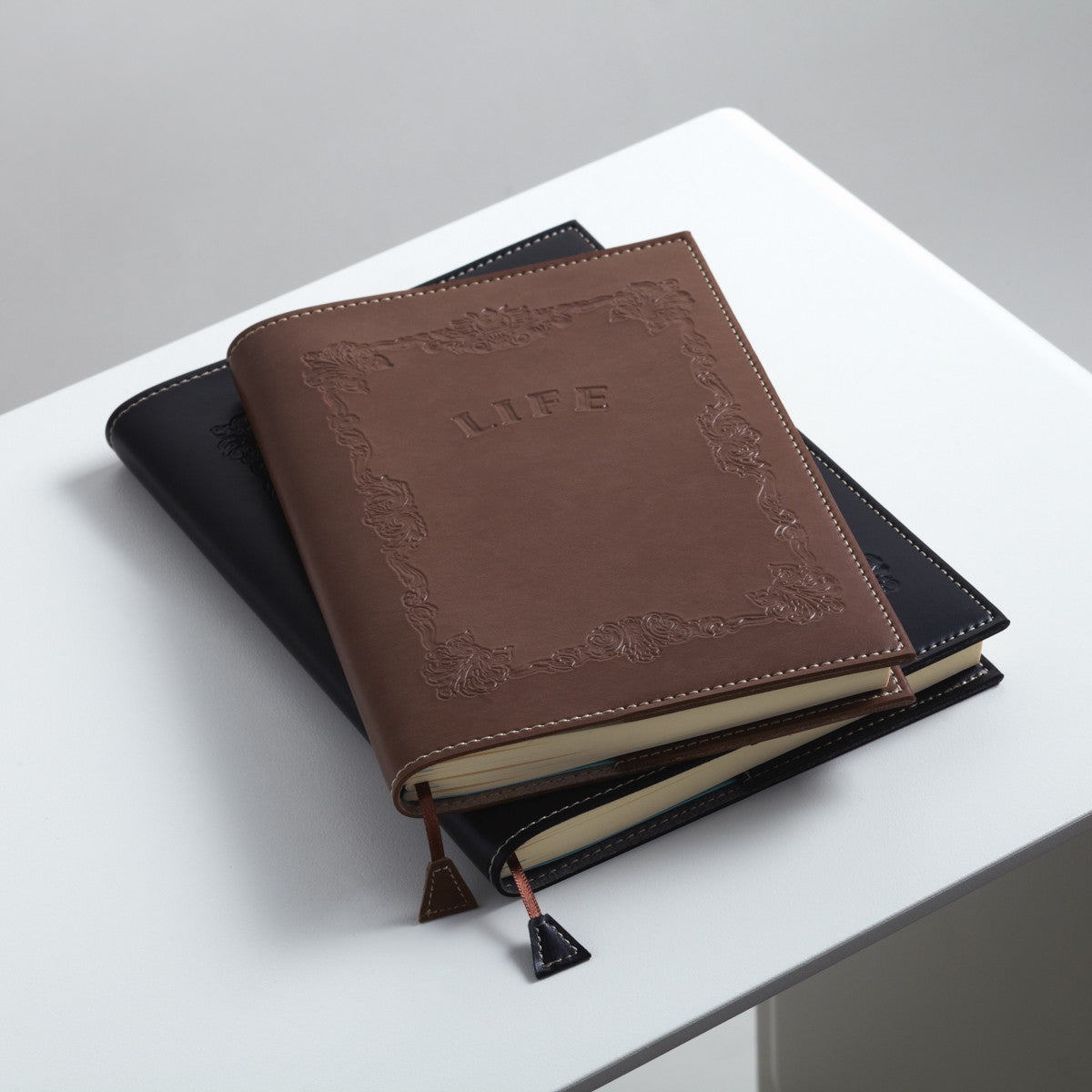 $100 Travel Essential Bundle - Emporium of the Modern Man
 - 7