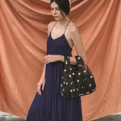 Daisy Mesh Bag in Bleu by Veronique
