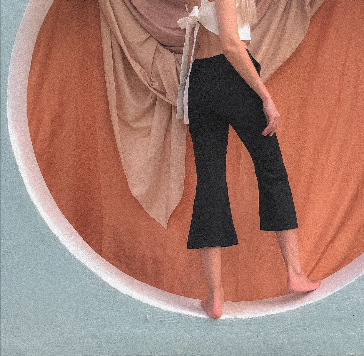 Cropped Flare Pants by Ultramarine
