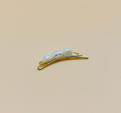 Freshwater Pearl Pin by Veronique