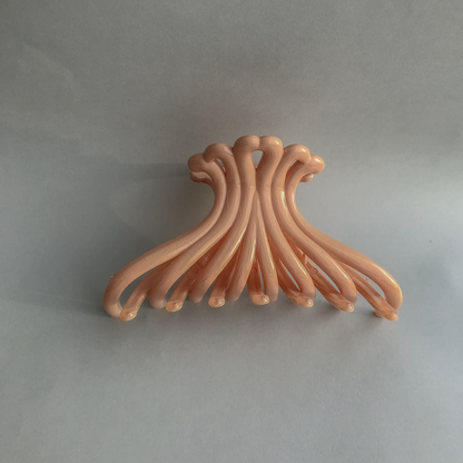 Vintage Milky Hair Claws by Veronique