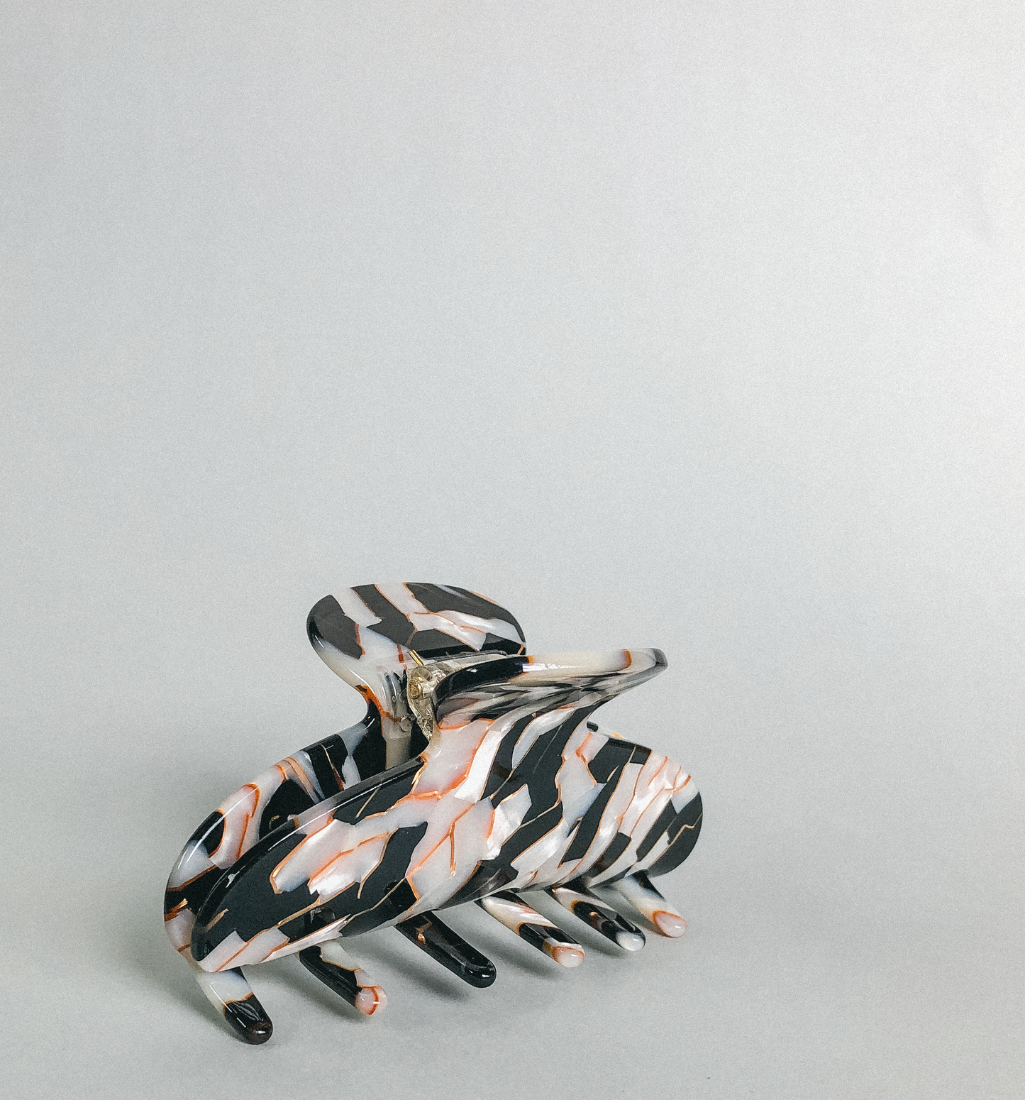 Amphora Hair Claw by Veronique